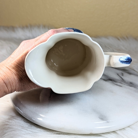 Johnson Brothers Blue Transerware China Old Britain Castles 24oz Pitcher 6 inch - Picture 7 of 9